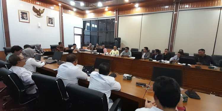 DPRD Kabupaten Cirebon Pantau Polemik Sengketa Lahan PT. CEPR vs Warga Kanci DPRD Kabupaten Cirebon Pantau Polemik Sengketa Lahan PT. CEPR vs Warga Kanci