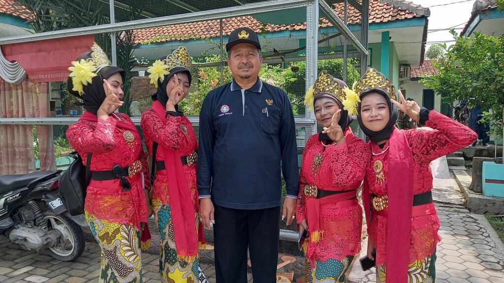 Mini Zoo di MTsN 1 Cirebon, Sarana Refleksi & Relaksasi Bagi Siswa