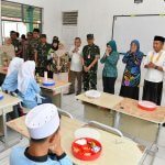 Bey Machmudin Apresiasi Uji Coba Program Makan Gratis di SMP 3 Bogor
