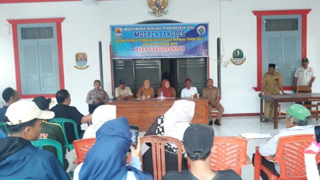 Puluhan Warga Pertanyakan Kasus Dugaan Ijazah Palsu Perangkat Desa Pabuaran Lor, Ini Hasilnya!