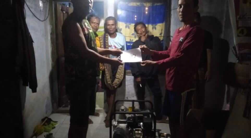 Dongkrak Produktivitas Petani, Ketua DPRD Salurkan Bantuan Pompa Air ke Desa Waled Asem