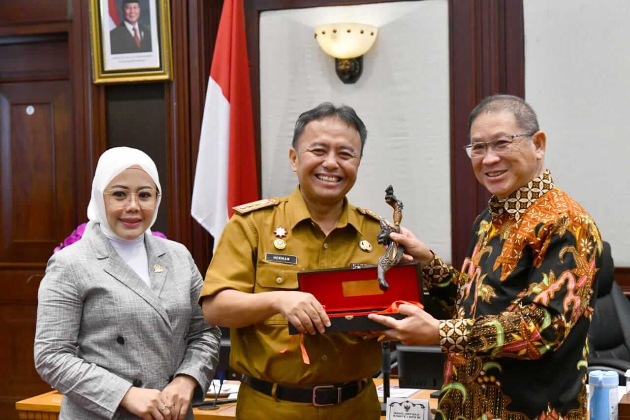 Komite 1 DPD RI Apresiasi Langkah Pemda Provinsi Jabar dalam Penataan Tenaga Non-ASN