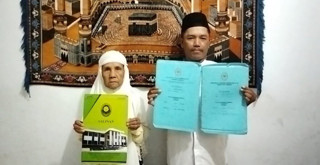 Kapolresta Cirebon Siap Cek Kasus Mak Bawon, Kuasa Hukum: Segera Tetapkan Tersangkanya! Kapolresta Cirebon Siap Cek Kasus Mak Bawon, Kuasa Hukum: Segera Tetapkan Tersangkanya!