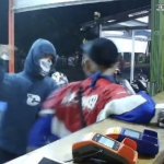 Orang Tak Dikenal Tusuk Anggota Motor Di BRI Link Waled