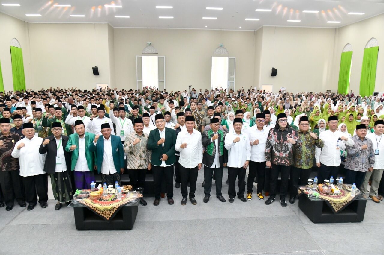 Bey Machmudin: Seabad Lebih NU Jadi Penuntun Masyarakat