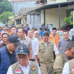 Sambangi Warga Terdampak Banjir di Bekasi, Wagub Erwan Setiawan Pastikan Penanganan Berjalan Baik