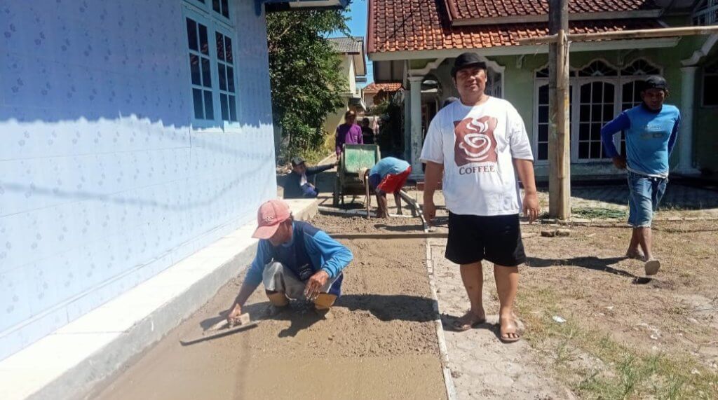 Mantap! Pembangunan Jalan Usaha Tani di Desa Gembongan Mulai Direalisasikan