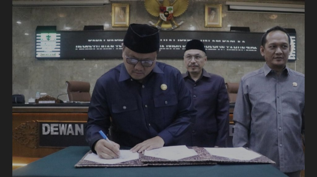Rencana Kerja DPRD Kota Cirebon Tahun 2026 Resmi Disahkan