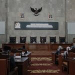 Rapat Paripurna DPRD Cirebon: Fraksi-Fraksi Soroti PAD dan Ketergantungan pada Pusat