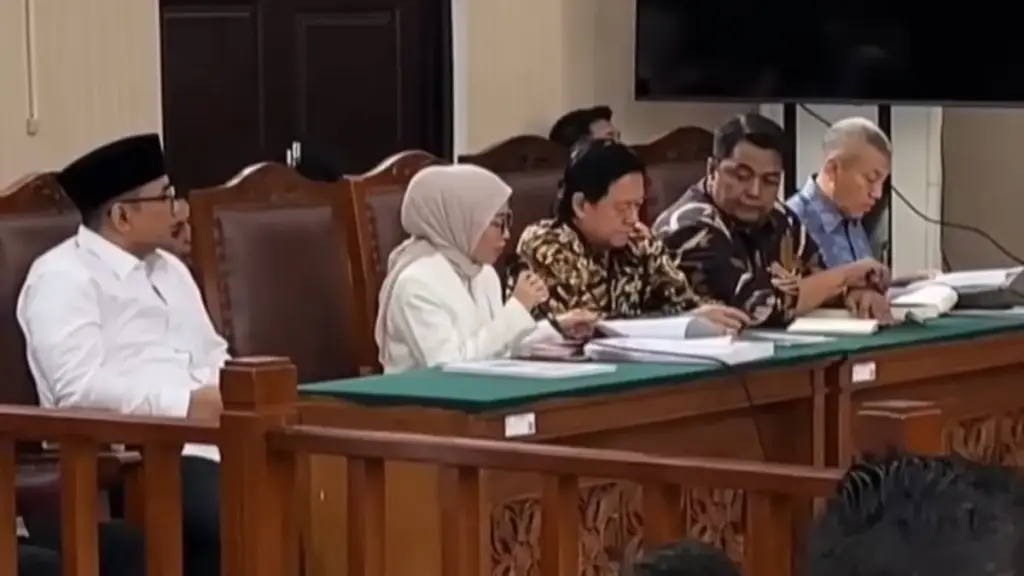 Gugat Status Tersangka Kasus Haji, Kuasa Hukum Gus Yaqut Sebut KPK Gunakan Pasal Kedaluwarsa Gus Yaqut Cholil Qoumas