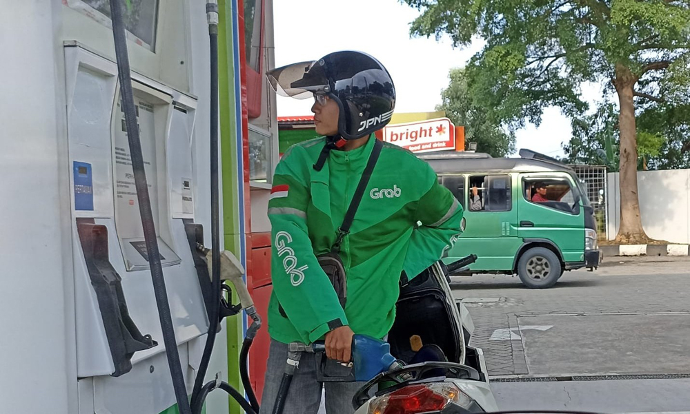 Pemerintah Beri Diskon 50 Persen Iuran BPJS Ketenagakerjaan untuk Para Ojol, Kurir, dan Sopir Pemerintah Beri Diskon 50 Persen Iuran BPJS Ketenagakerjaan untuk Para Ojol, Kurir, dan Sopir