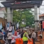 Demo lembur pakuan