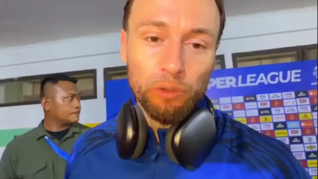 Marc Klok komentari wasit.jpg