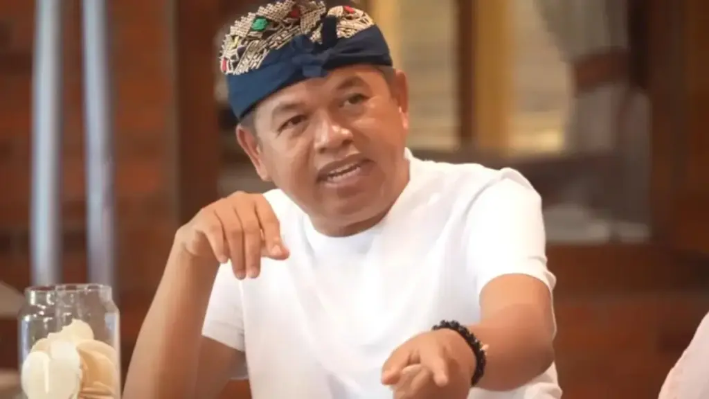 Respons Gubernur Dedi Mulyadi soal Pemilik Hajat yang Tewas Dikeroyok Preman di Purwakarta Dedi Mulyadi tanggapi kasus hajatan