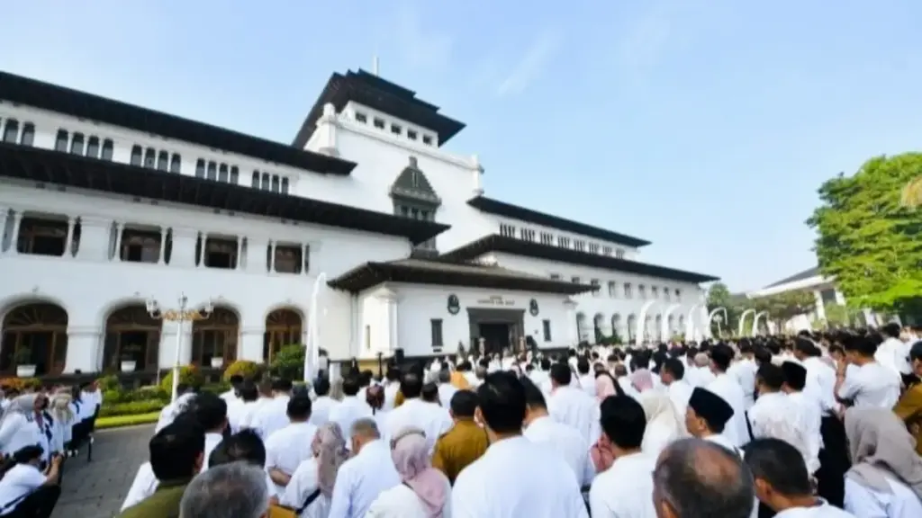 Ribuan guru honorer di Jabar belum terima gaji