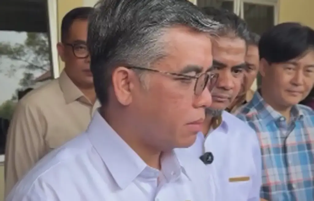 Menteri Ketenagakerjaan Imbau Perusahaan Tak Pangkas Gaji Selama WFH Menteri Ketenagakerjaan, Yassierli