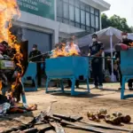 Kejari Kab. Cirebon musnahkan Sajam dan narkoba