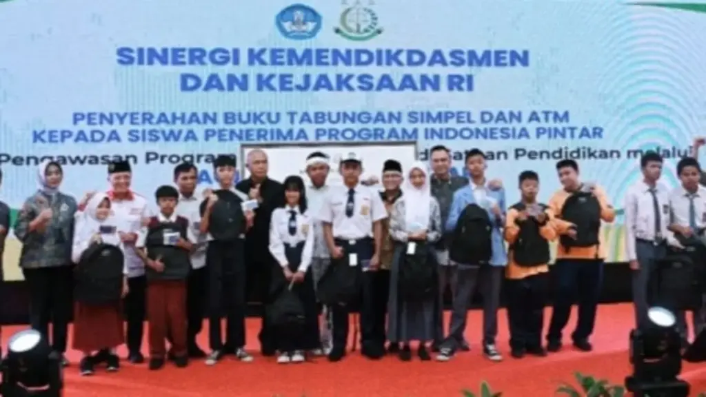 Skema beasiswa tepat sasaran Pemprov jabar