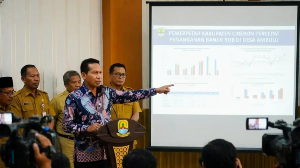 Pertanyakan Transparansi Bantuan Fasilitas Sekolah, Komisi IV DPRD Cirebon Desak Disdik Buka Data Riil Ketua komisi IV DPRD Kabupaten Cirebon