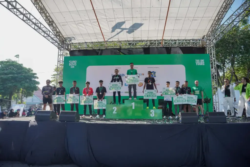 Didukung bank bjb, Suroboyo 10K Jadi Magnet Sport Tourism dan Penggerak Ekonomi Lokal Bank bjb lomba lari Suroboyo 10K
