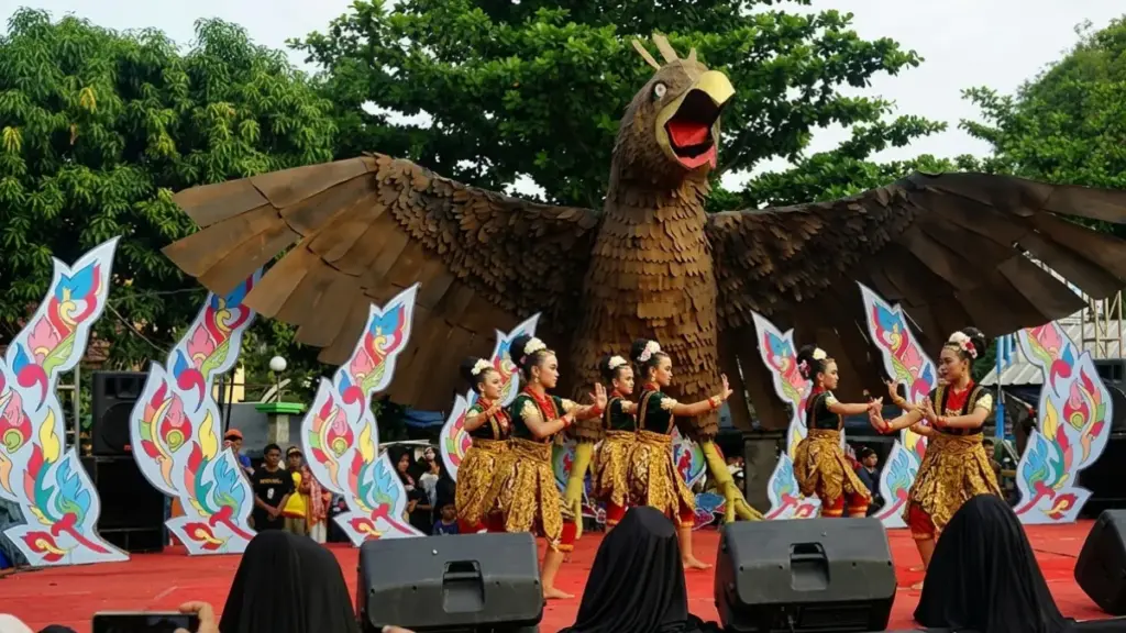 Dongkrak PAD dan Kunjungan Wisatawan, Kabupaten Cirebon Bersiap Gelar Dua Event Budaya Berskala Nasional Dua event budaya kab Cirebon berskala nasional