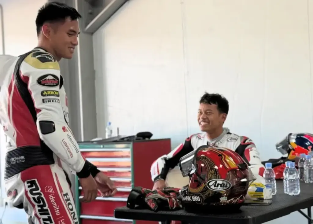 Veda Ega dan Mario Aji