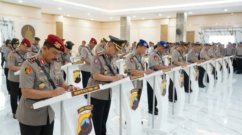Sertijab massif di Polda Jateng