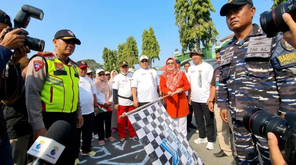 Semarak HUT ke-81 RI di Gebang: Ribuan Warga Antusias Ikuti Jalan Santai dan Layanan Kesehatan Gratis Peringatan HUT RI ke-81 Kec. Gebang