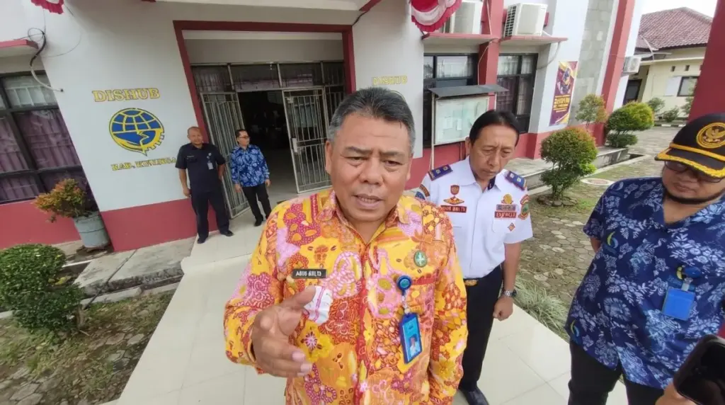 ASN di Kabupaten Kuningan melaksanakan tes urine