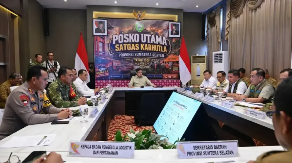 Istana Angkat Bicara Terkait Absennya Menhut Raja Juli Saat Presiden Prabowo Tinjau Karhutla Karhutla kalimantan
