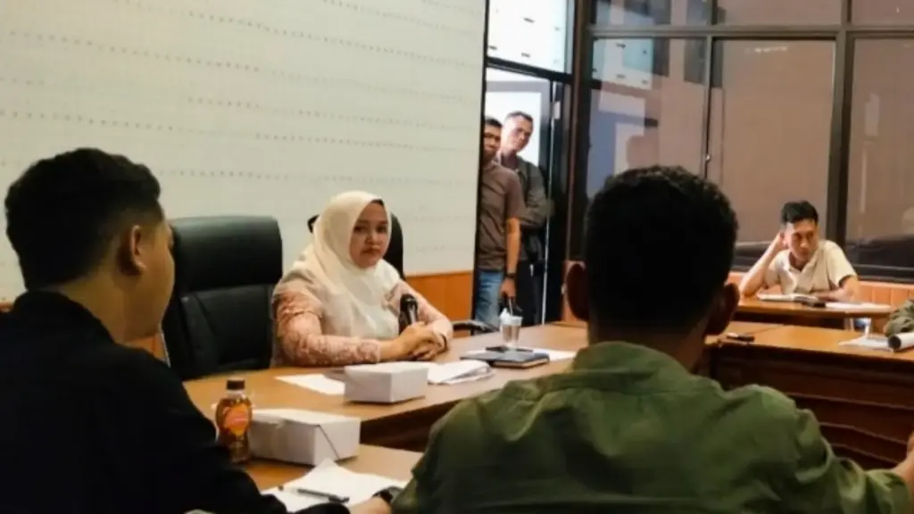 Polemik administrasi desa Hulubanteng dibawa ke DPRD
