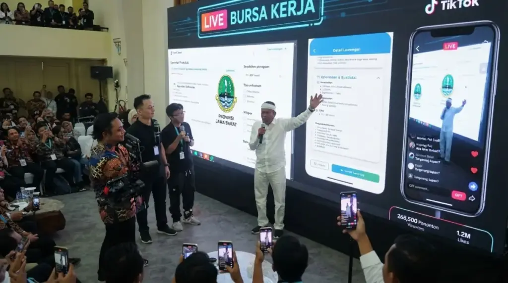 KDM live tiktok bursa kerja jabar