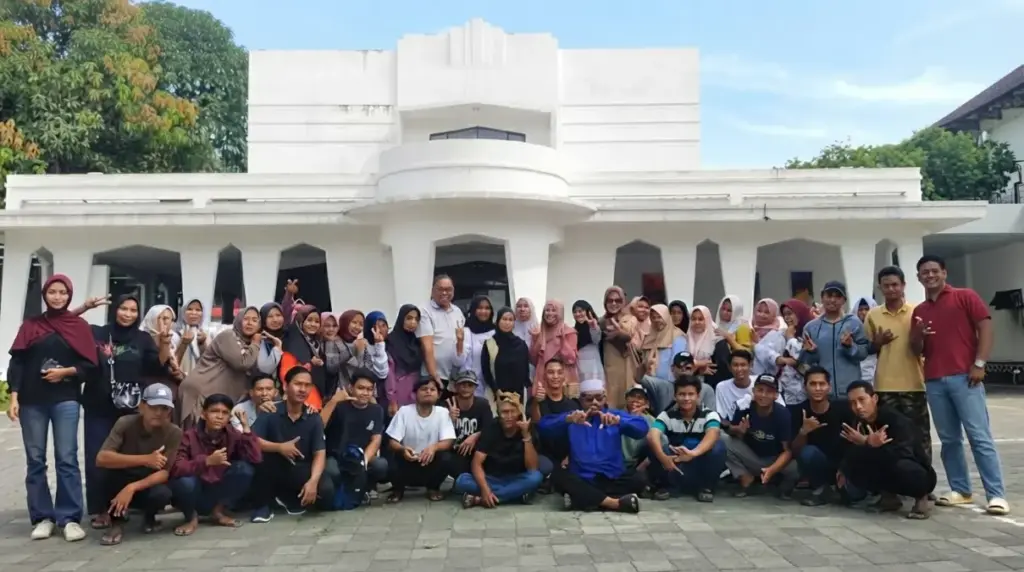 Dua Tahun Kepemimpinan Imron, Relawan Cirebon Beriman Mulai Tagih Janji Politik dan Soroti Pengelolaan APBD Relawan Cirebon Beriman