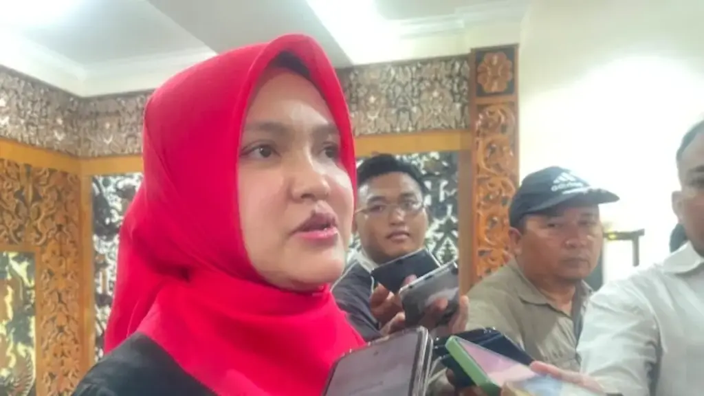 DPRD minta Pemkab tertibkan usaha yang beroperasi tanpa ijin