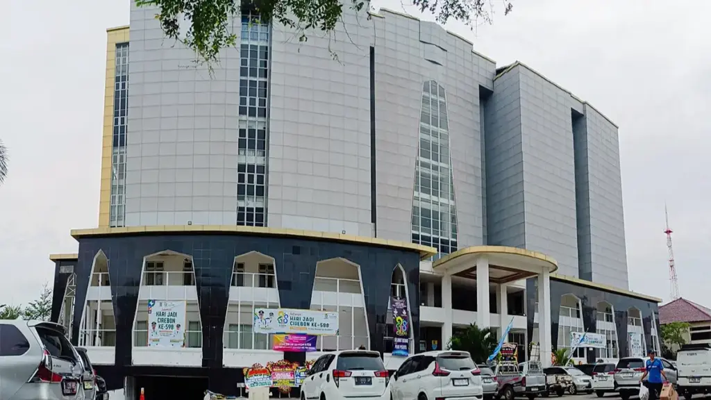 Renovasi gedung Setda kota cirebon