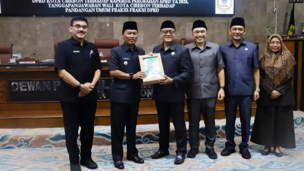 Ketatnya Ruang Fiskal, DPRD Dorong Anggaran Perubahan APBD 2026 Sasar Kebutuhan Publik Rapat paripurna DPRD kota Cirebon