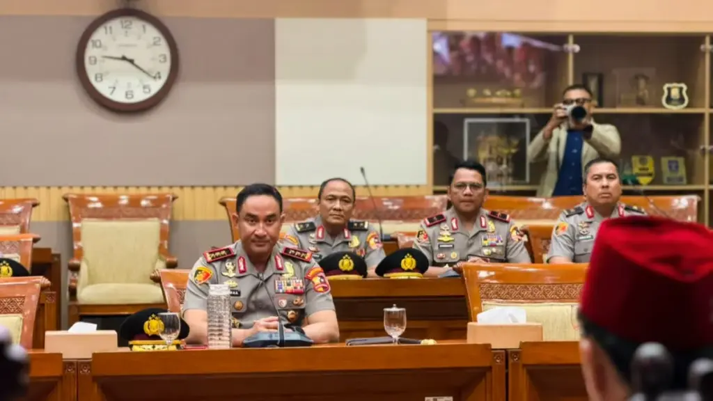 Disetujui DPR, Calon Kapolri Komjen Suyudi Ario Seto Tegaskan Jabatan Adalah Puncak Tanggung Jawab Disetujui DPR, Calon Kapolri Komjen Suyudi Ario Seto Tegaskan Jabatan Adalah Puncak Tanggung Jawab