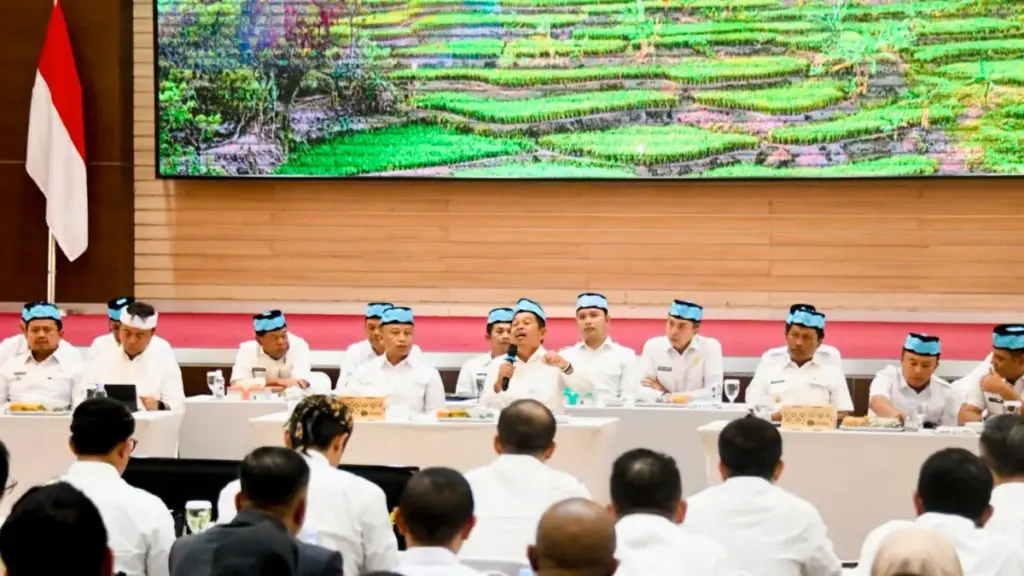 Puluhan Rumah Sakit di Jawa Barat Sepakat Kerja Sama untuk Perkuat Perlindungan Kesehatan Masyarakat Puluhan Rumah Sakit di Jawa Barat Sepakat Kerja Sama untuk Perkuat Perlindungan Kesehatan Masyarakat