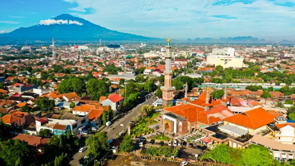 Pemprov Jabar Proyeksikan Cirebon sebagai Pusat Pemerintahan Alternatif Antisipasi Sesar Lembang